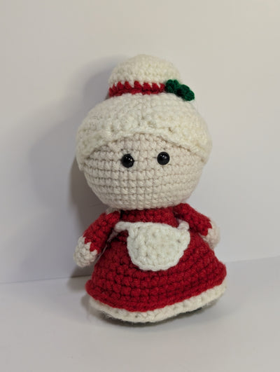 Handmade Crochet Mrs. Claus – Amigurumi Holiday Decoration